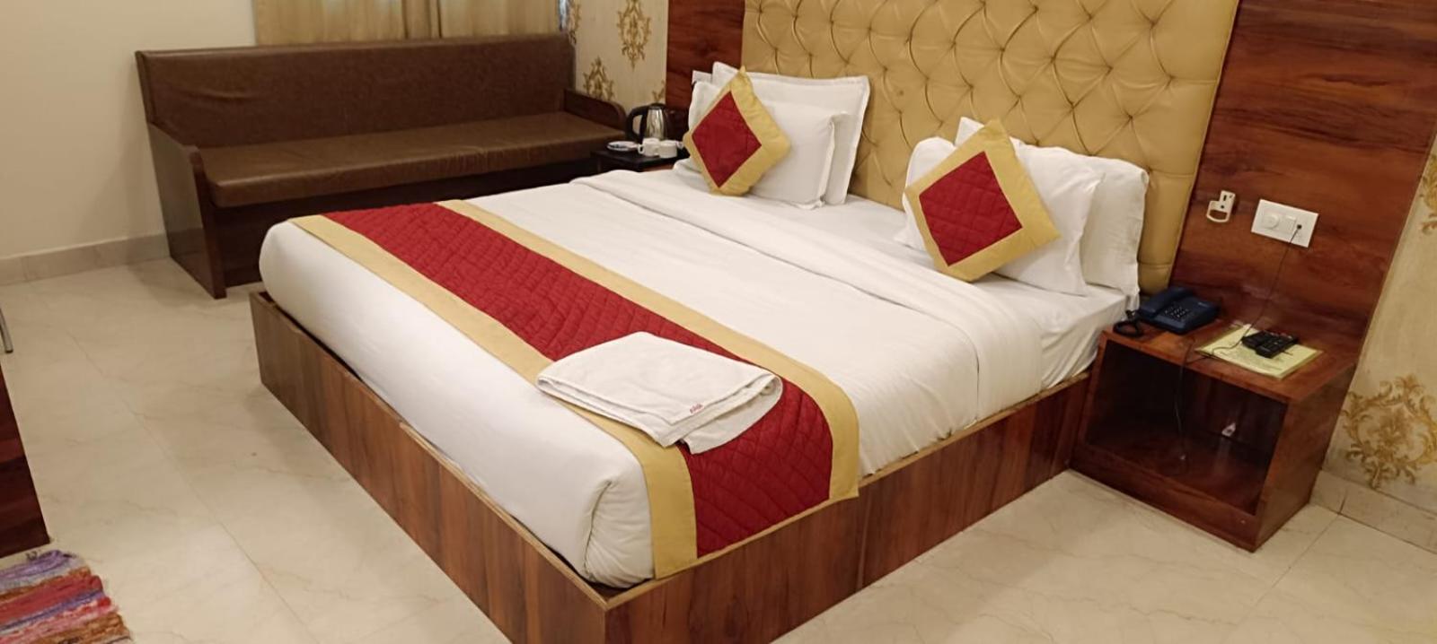 A One Hotels By Ventus Hotels & Resorts- Delhi Airport New Delhi Exterior photo