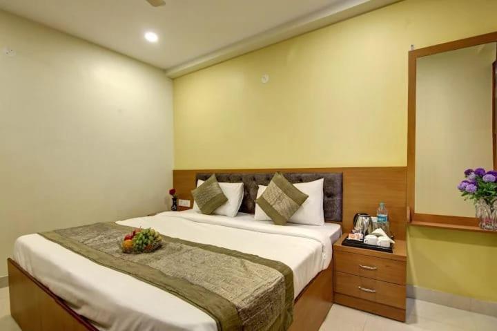 A One Hotels By Ventus Hotels & Resorts- Delhi Airport New Delhi Exterior photo